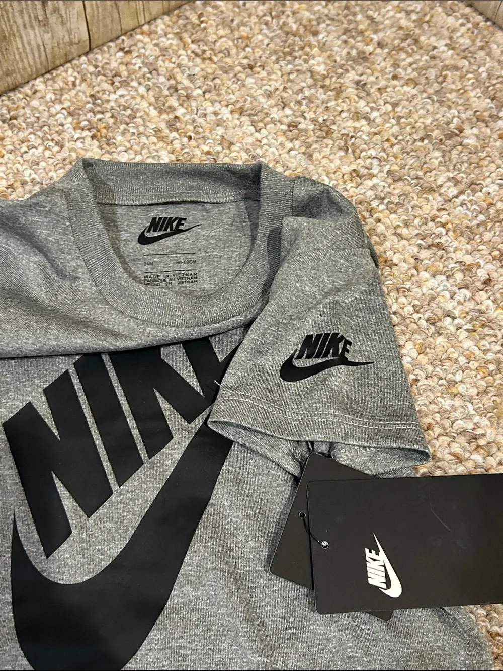 Nike 2-Piece T-Shirt and Shorts Set Black/Gray 24M